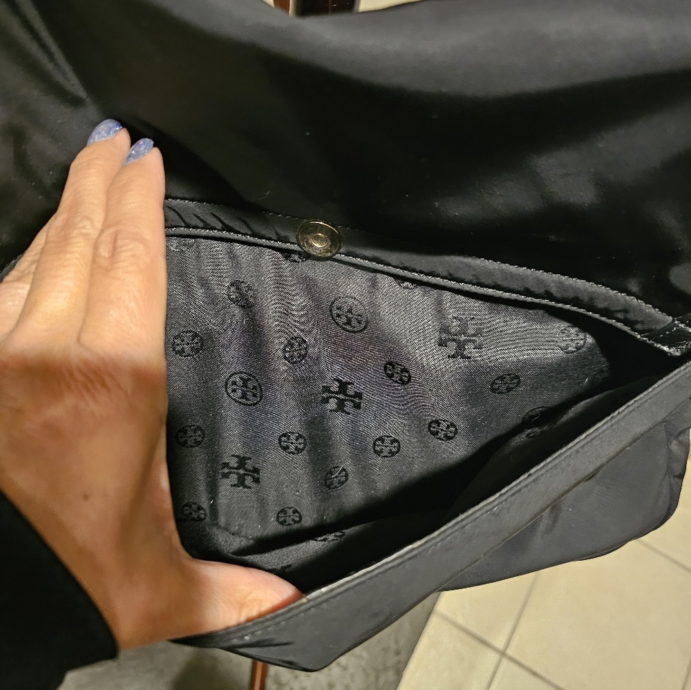 Tory Burch nylon messenger diaper bag - Picture 13 of 15
